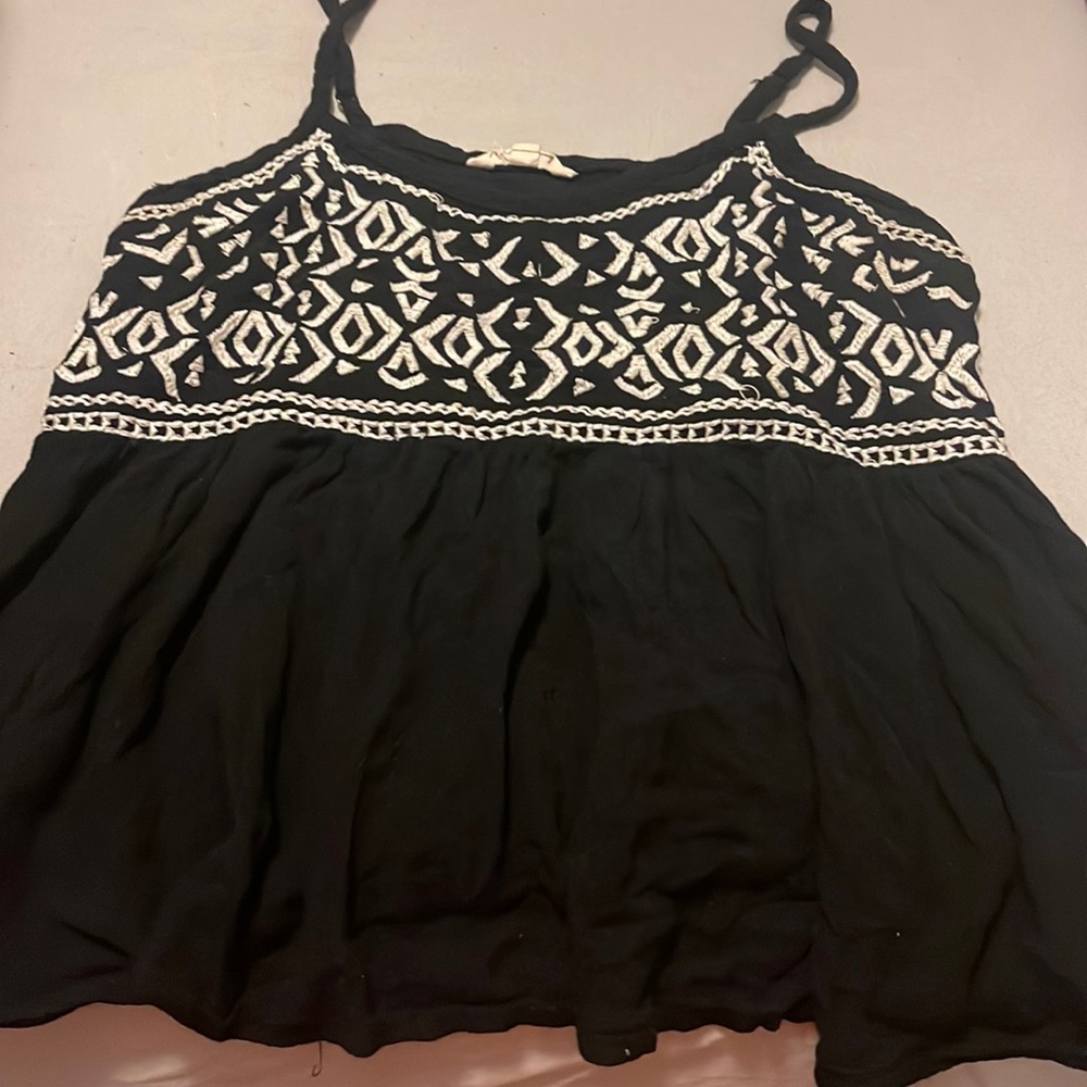Black top M